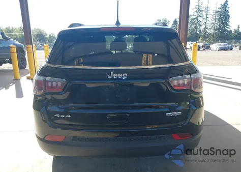 2019 Jeep Compass Latitude 4X4 из США, поврежденный, VIN 3C4NJDBB2KT650561